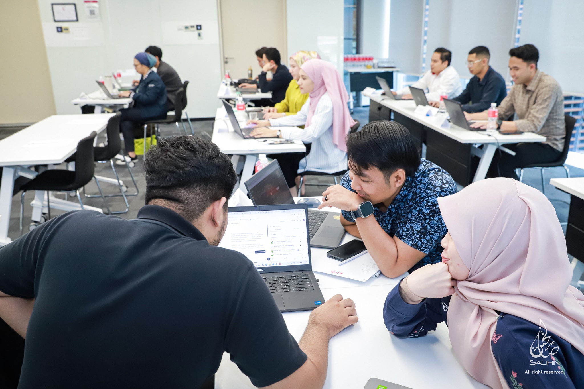 Practical AI Tools for PowerPoint: Creating Smarter Business Presentation
